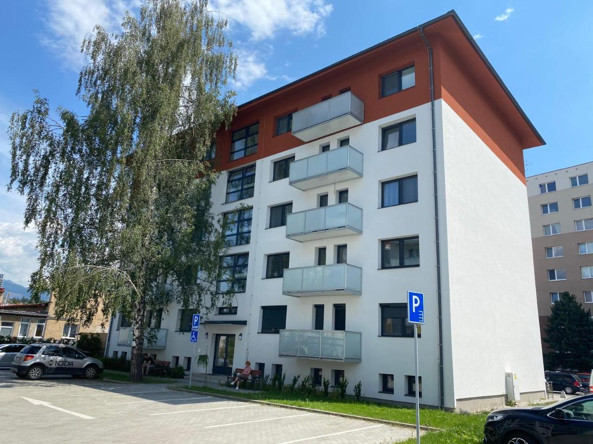 Flexihome Sk - Bellova - Brand New - Neftflix - Private Parking Liptovský Mikuláš Екстериор снимка